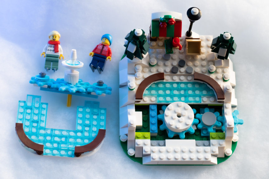 40416 December 2020 Gift With Purchase Review - BrickCentral