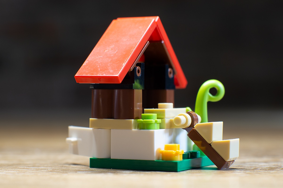 Easter Bunny House 853990 Review BrickCentral